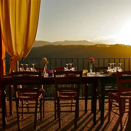 Agriturismo Cerrolungo * Специя